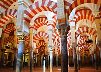 Muslimanët në Spanjë. Një trashëgimi e sfidave dhe vështirësive!
